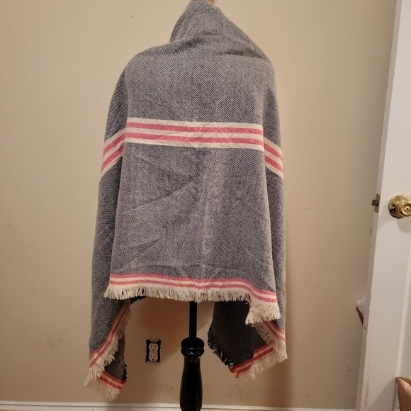 Merona Shawl / Wrap with Fringe Accent - Picture 2 of 4